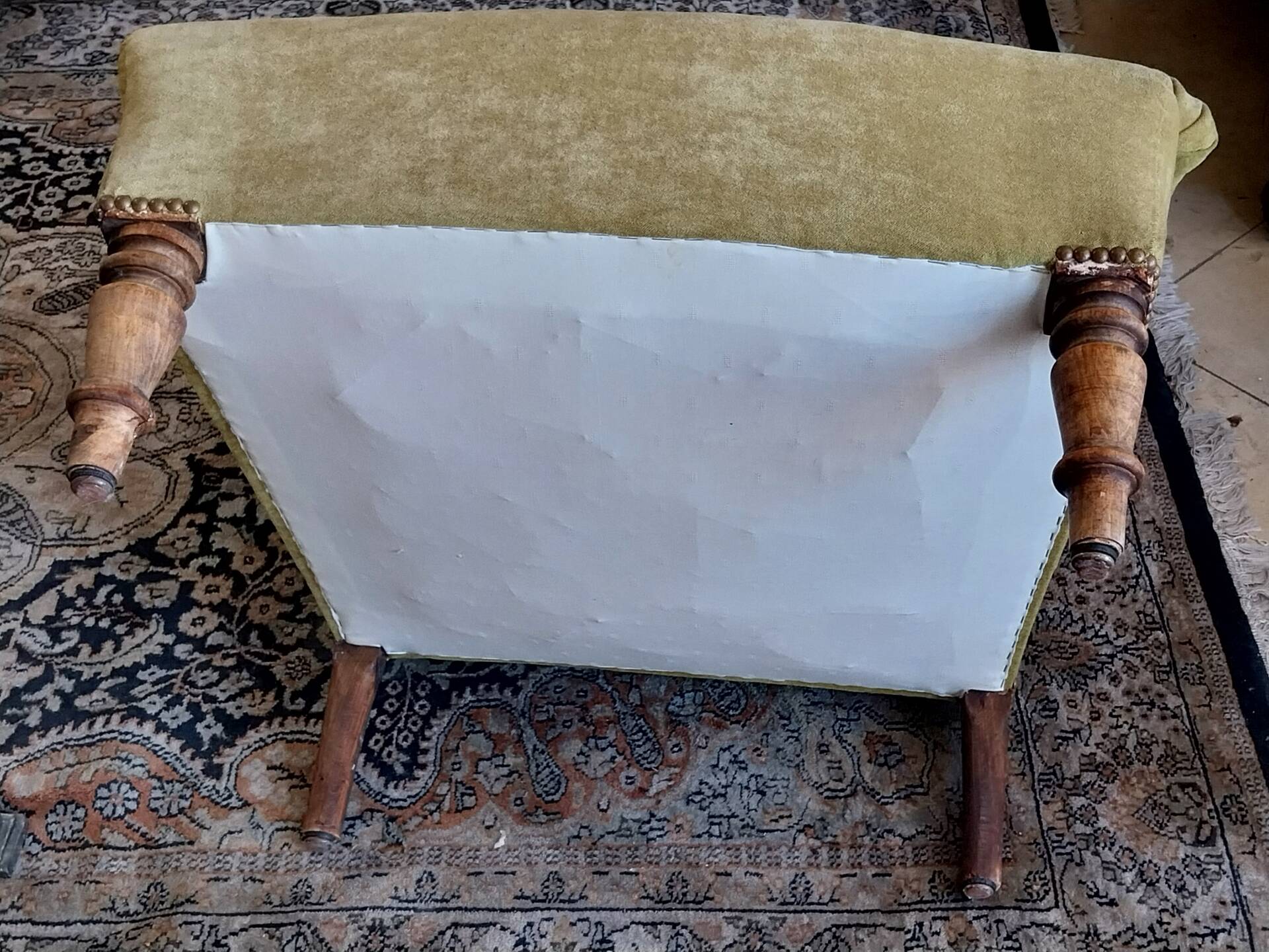 Fauteuil bergère velours vert urgent