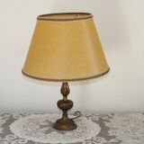 Spanish vintage brass table lamp with beige braided plastic shade 5555.