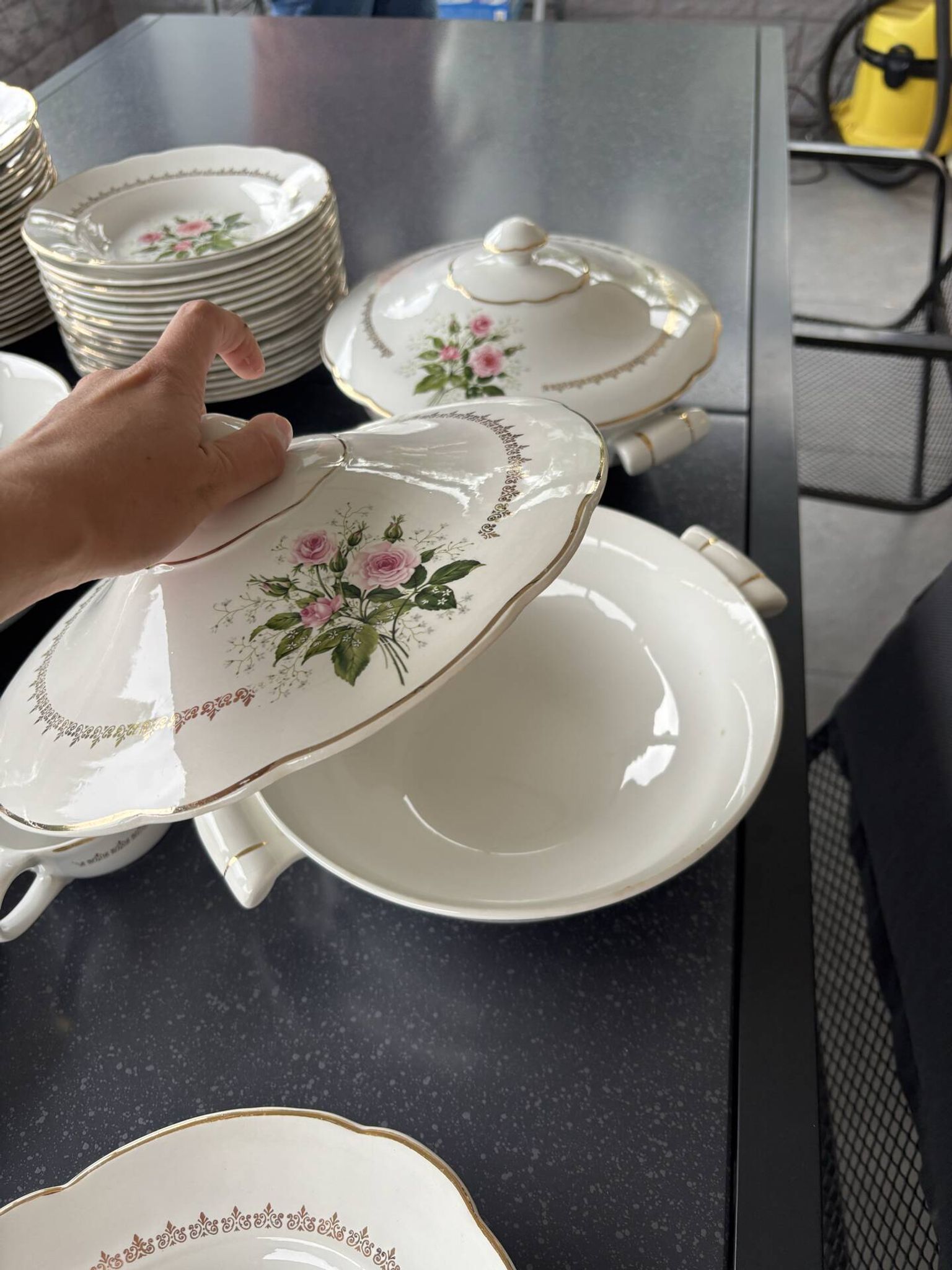 Très grand service de table K&G Lunéville-Badonviller