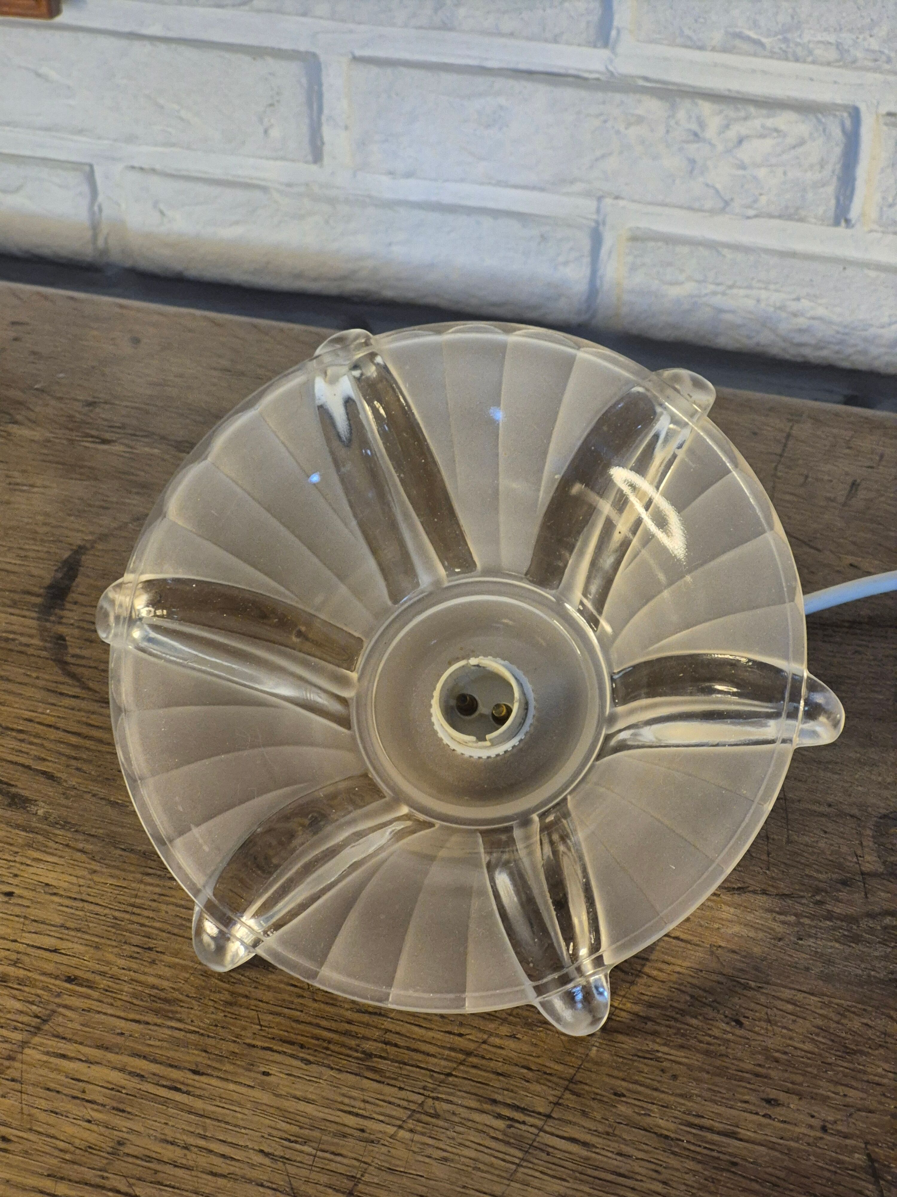 Art Deco suspension