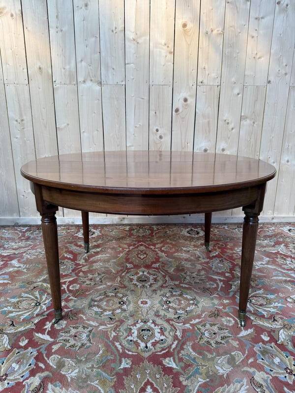 Table à manger ronde en acajou de style Louis XVI 230 cm