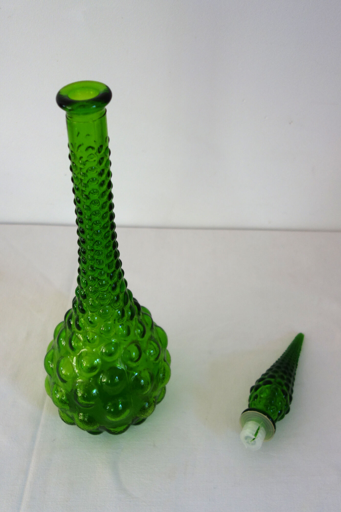 Carafe bottle in green glass bubbles Empoli 60s