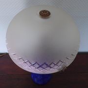 Lamp to lay, crystal lampshade cut with brass rosette, lamp foot in glass pase