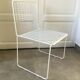 Chaise métal grillagée