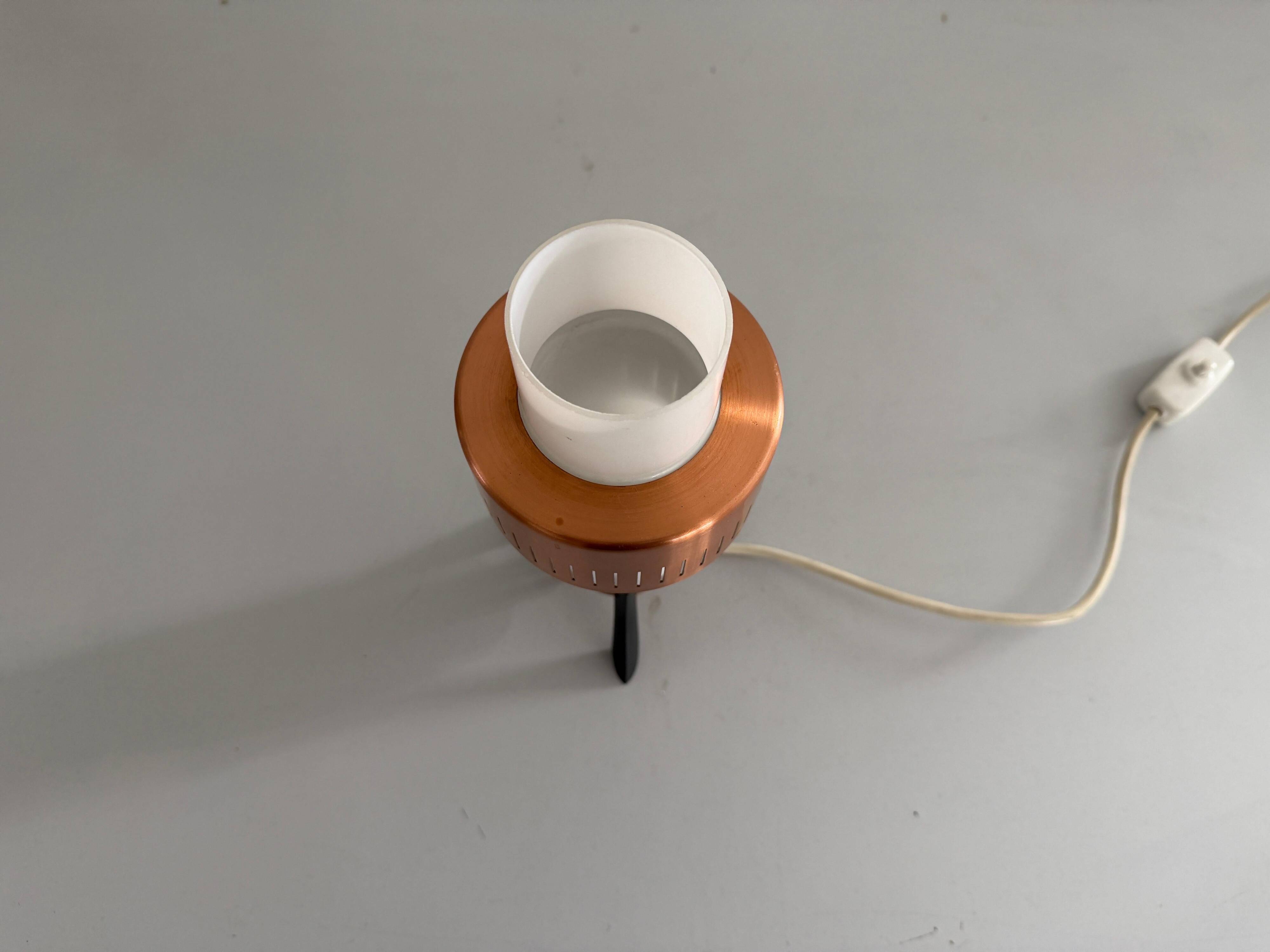 Simple table lamp in copper metal and opal glass, 1960s, Germany