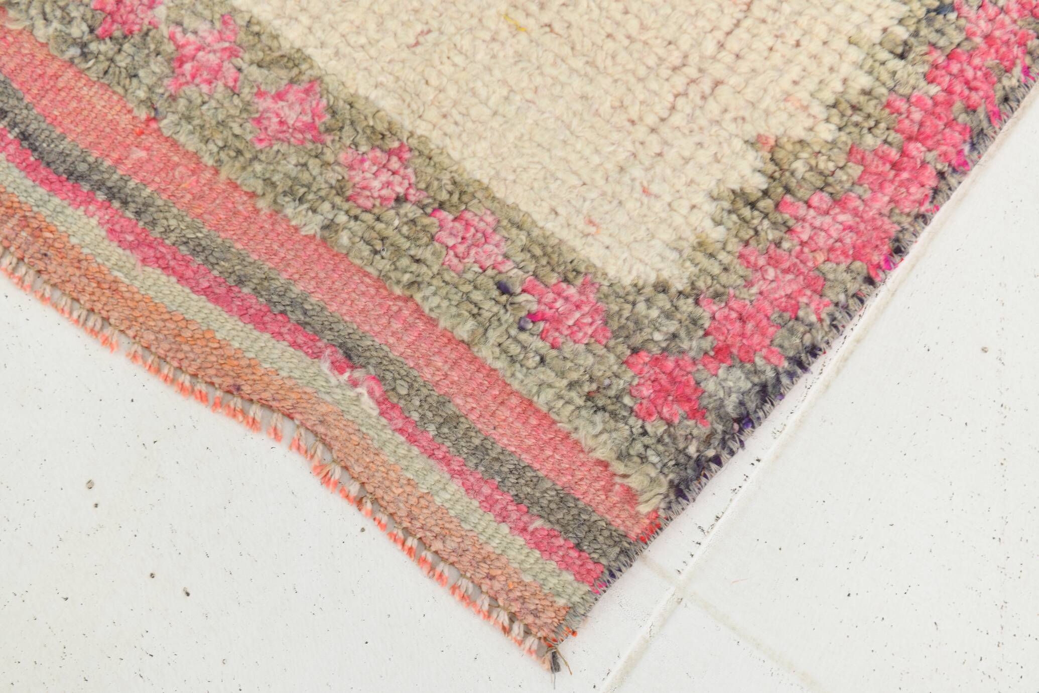 3x13 Salmon Orange & Cream Orientel Wool Runner Rug, 87x384 Cm