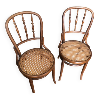 Pair of two bistro chairs in curved wood and cane