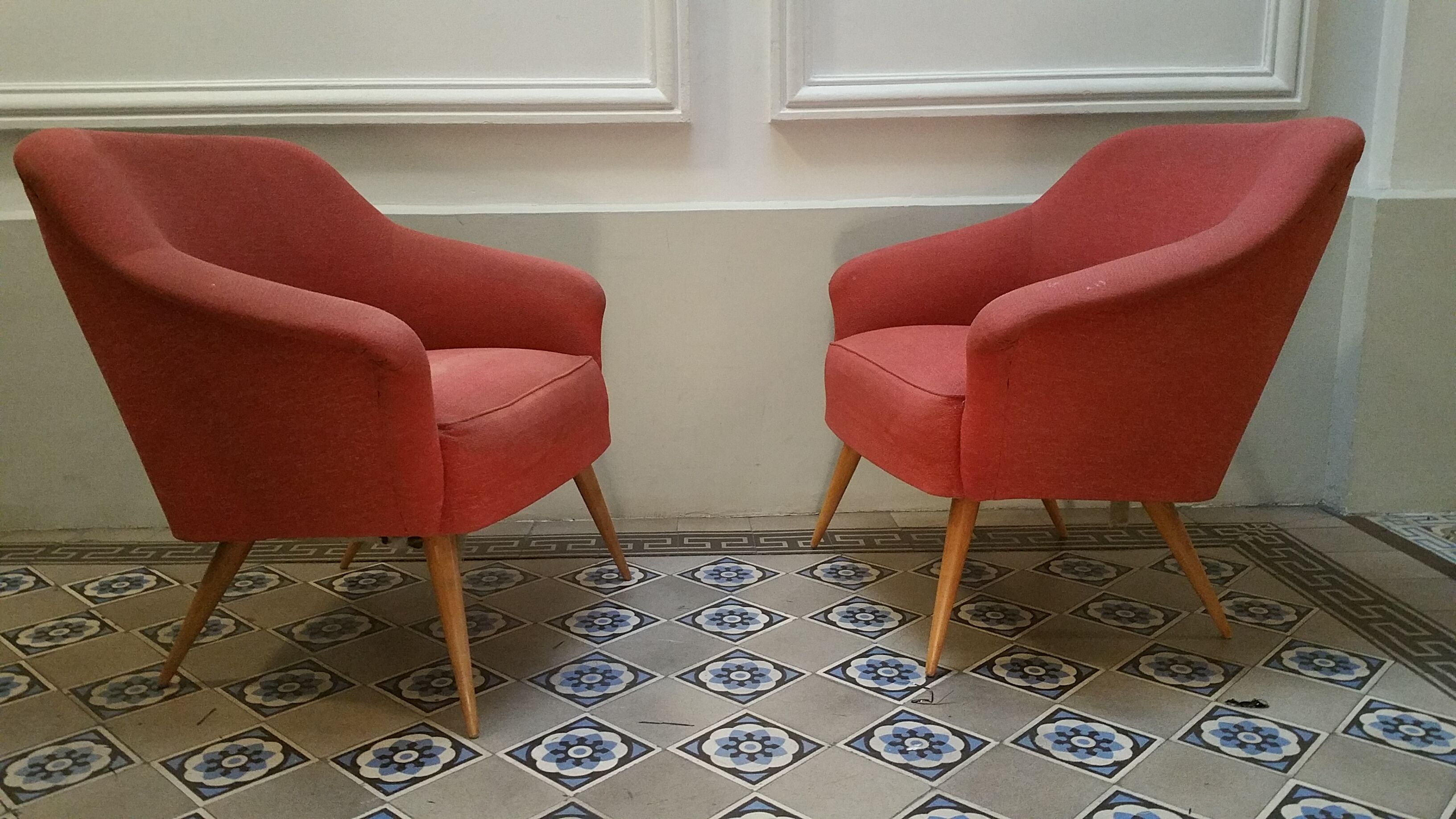 Seats 50-60 years red