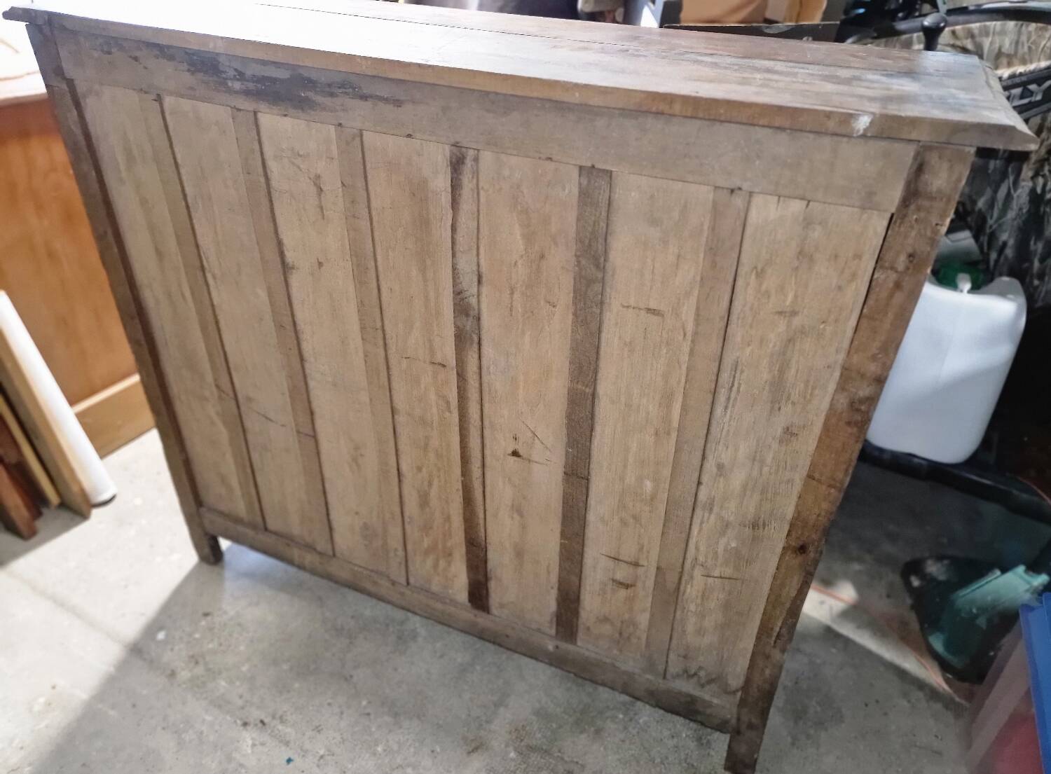 Old Parisian buffet with 2 doors and 2 drawers
