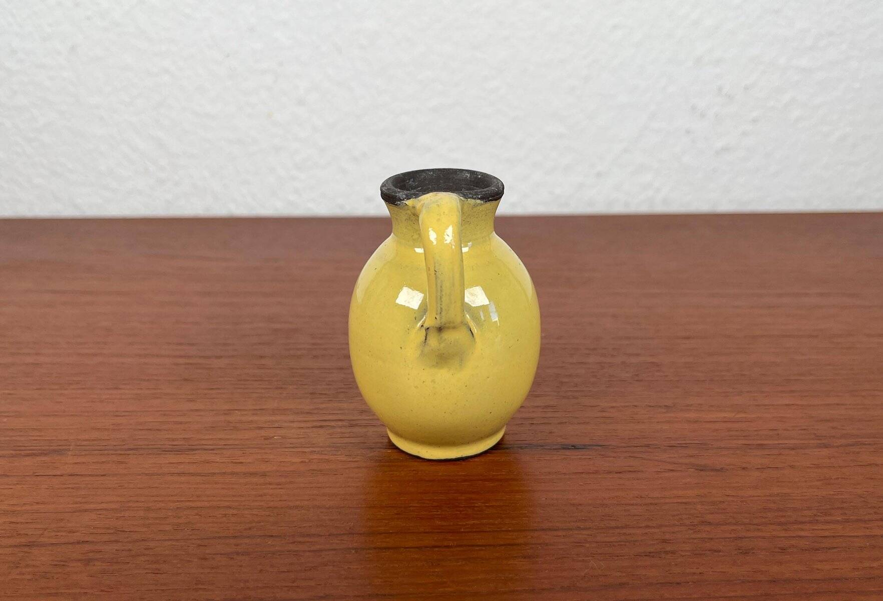 Petit vase carafe en poterie d'atelier du milieu du siècle de BKW Böttger Keramik Wandsbek, Hambourg, Allemagne, années 1960