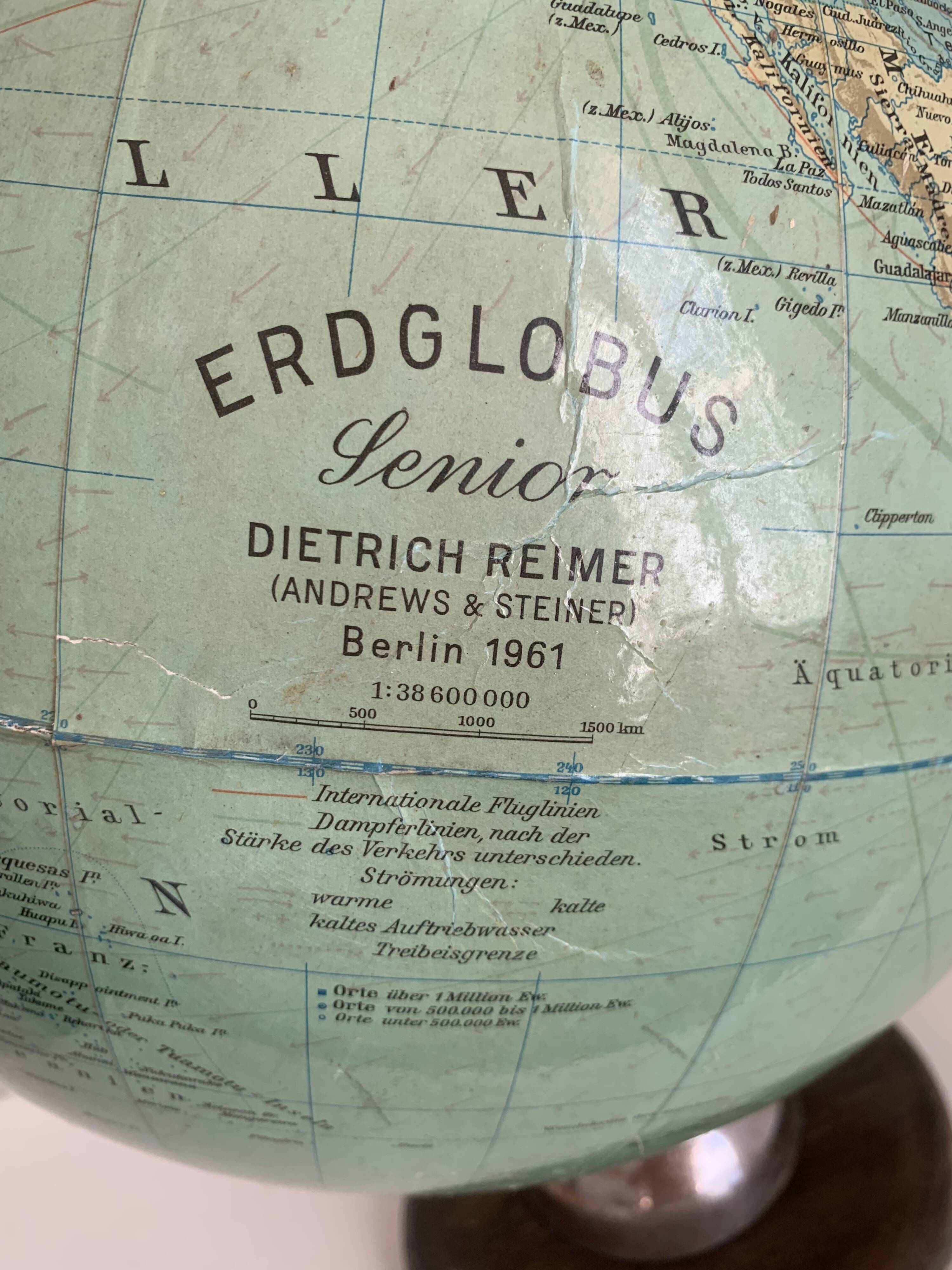 Vintage 1961 Dietrich Reimer Berlin World Globe - 45 cm