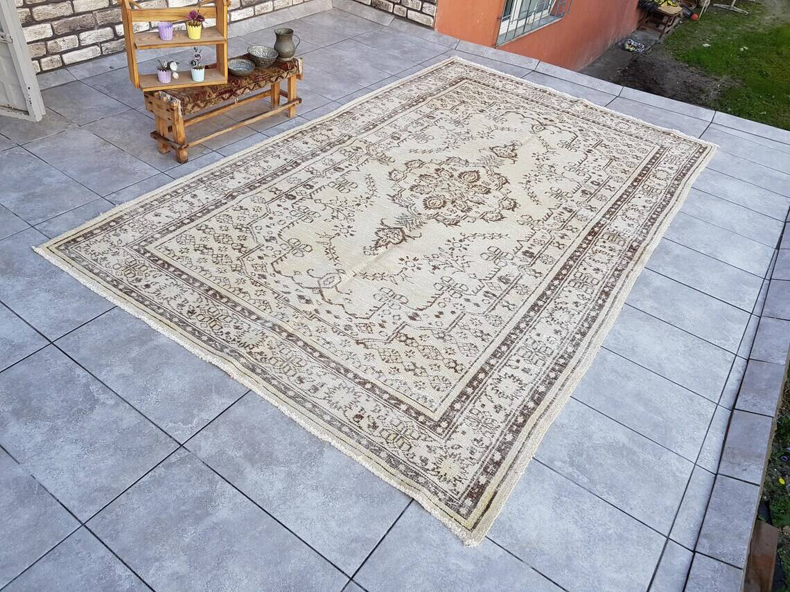 Beige Anatolian Oushak Rug sku v766