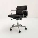 Soft Pad EA217 leather office chair by C. & R. Eames for ICF, 1970