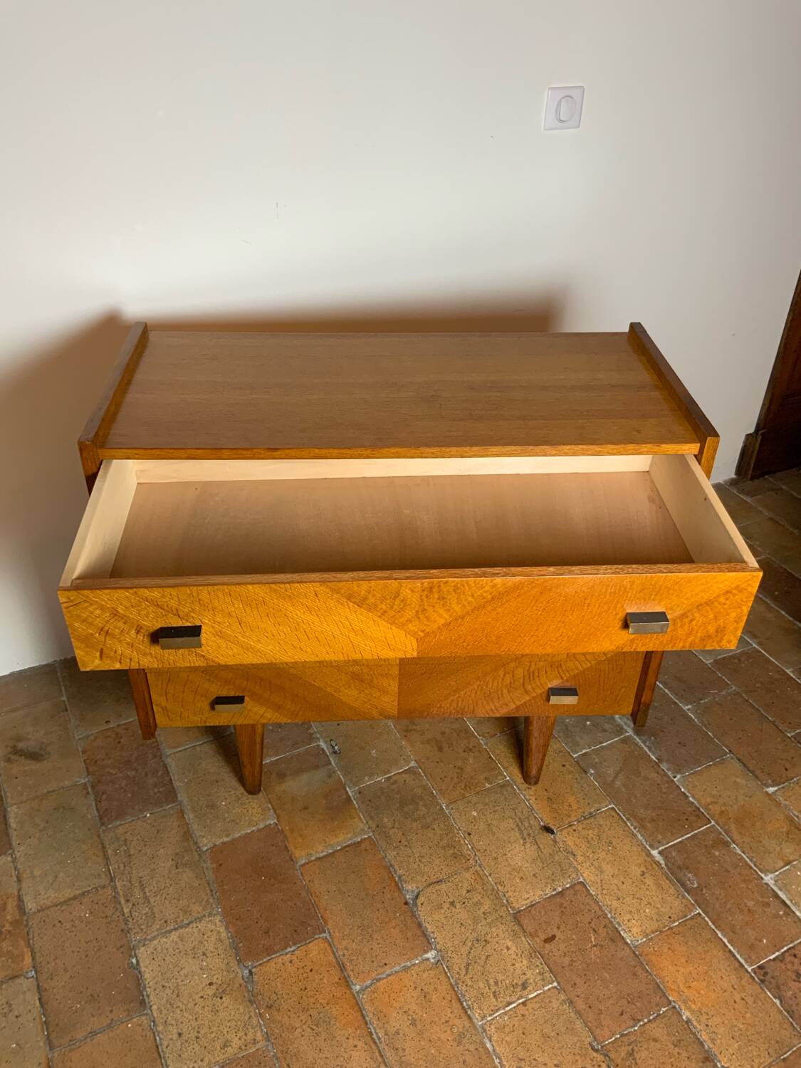 Vintage chest of drawers