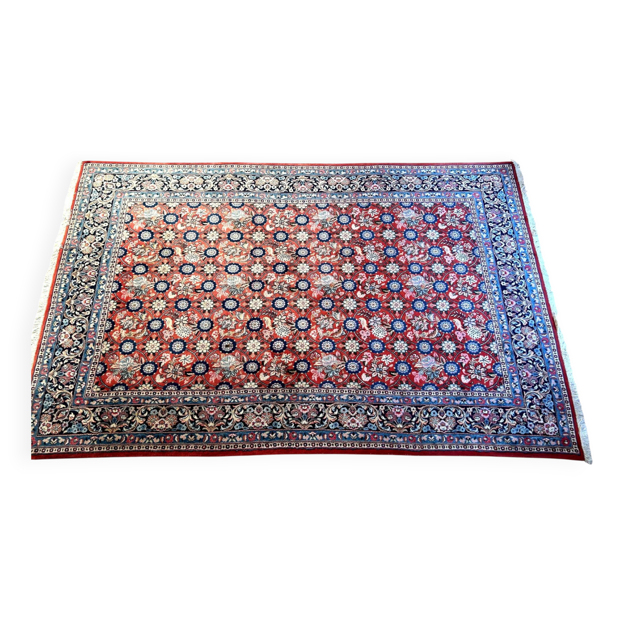 Selling an Iranian carpet (Veramin) 3m x 1.97m.