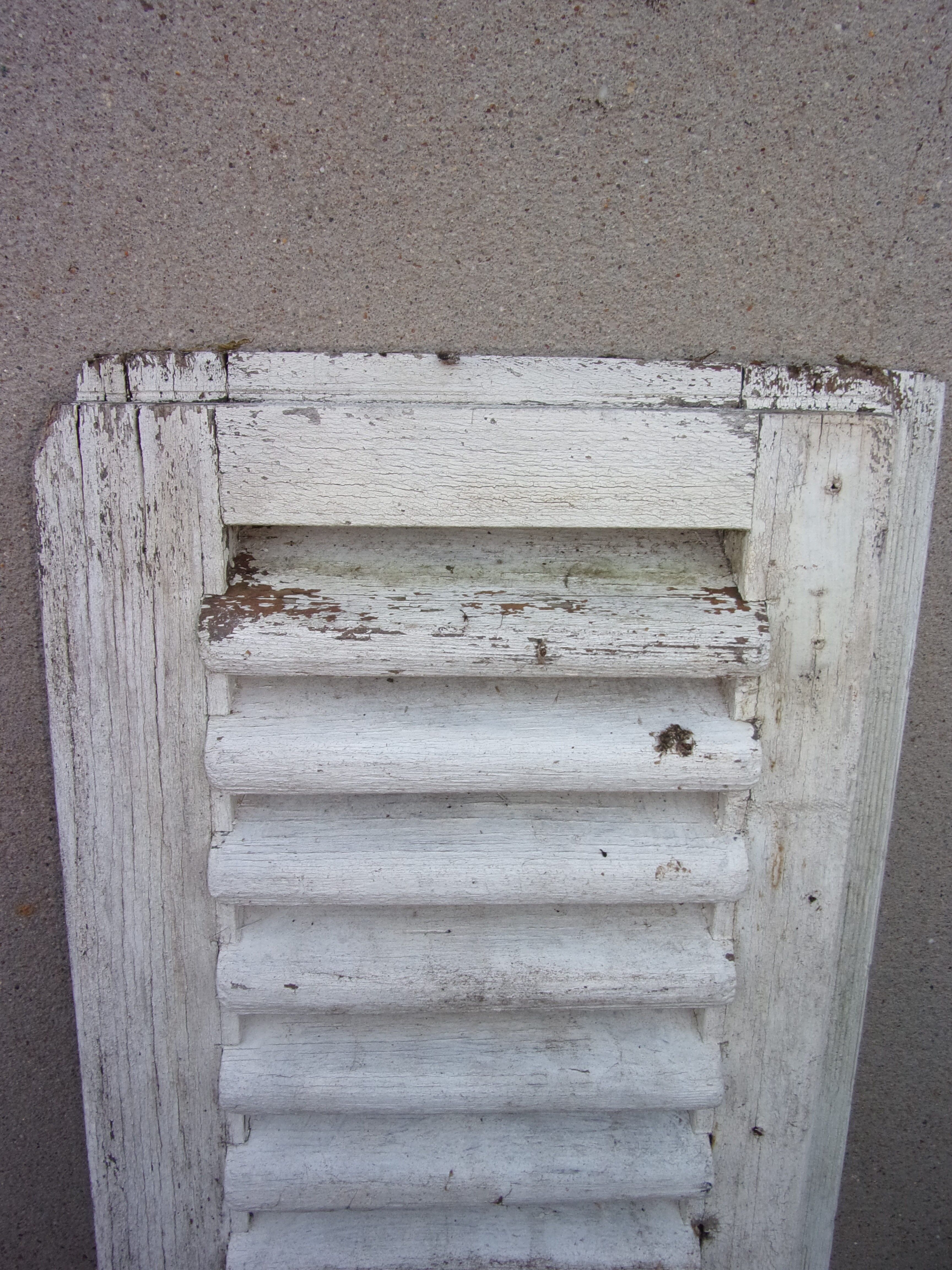 Ancient Persian flap has 4 narrow fronts H141xL104 cm