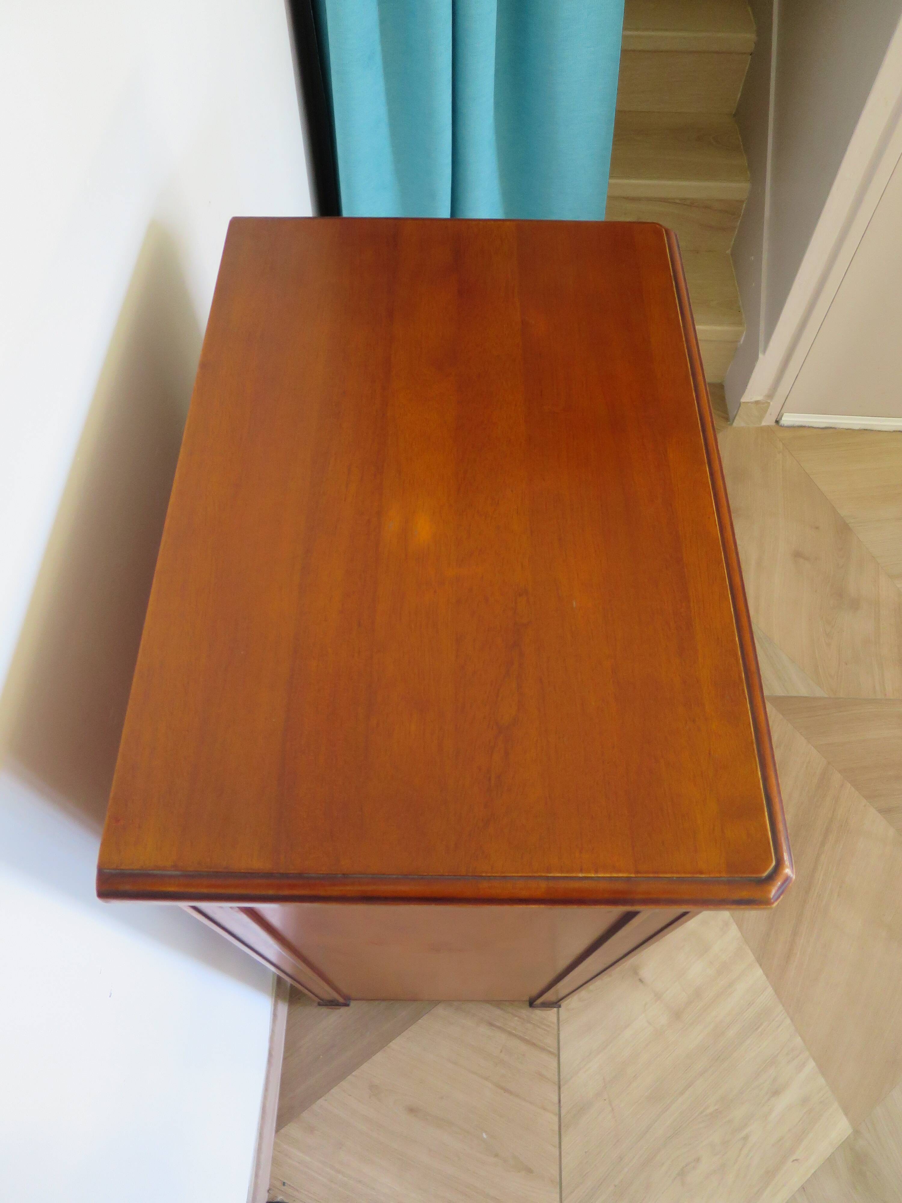 Semainier-Commode- 7 tiroirs-merisier-Style Louis Philippe-Pieds trapèze
