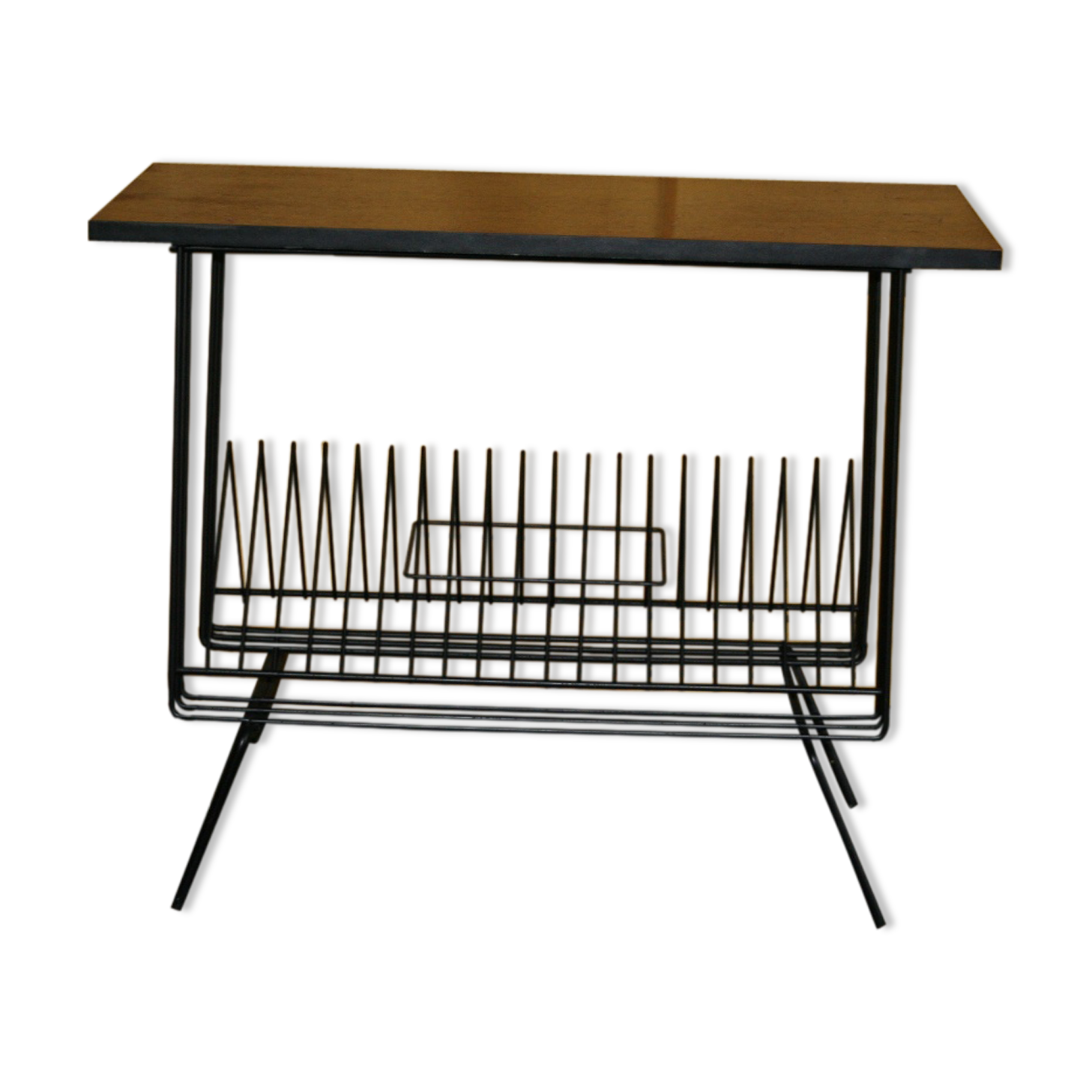 Table range drives vintage foot balls