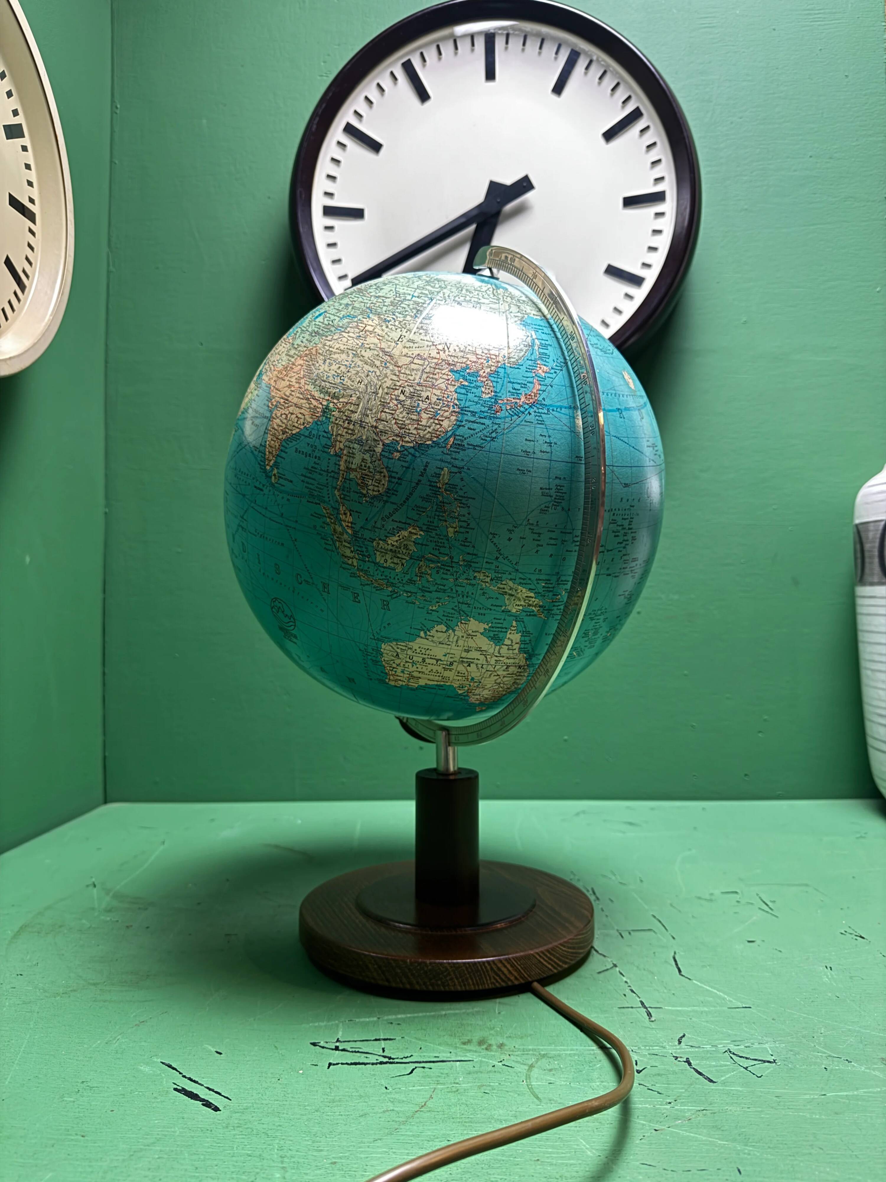 Lampe globe en verre Duo Welt Im Raum vintage des années 1980.