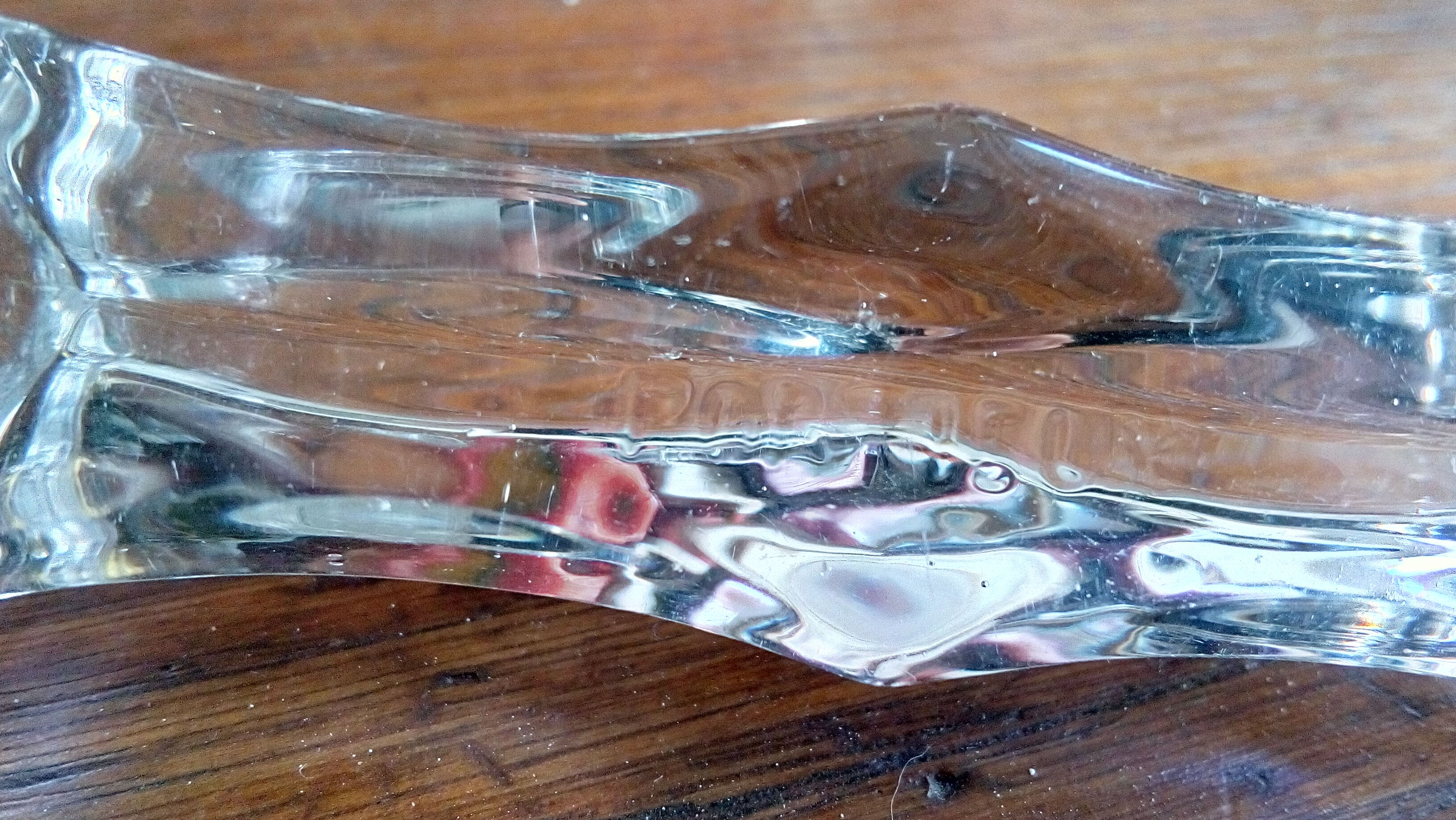 Portieux crystal knife carrier