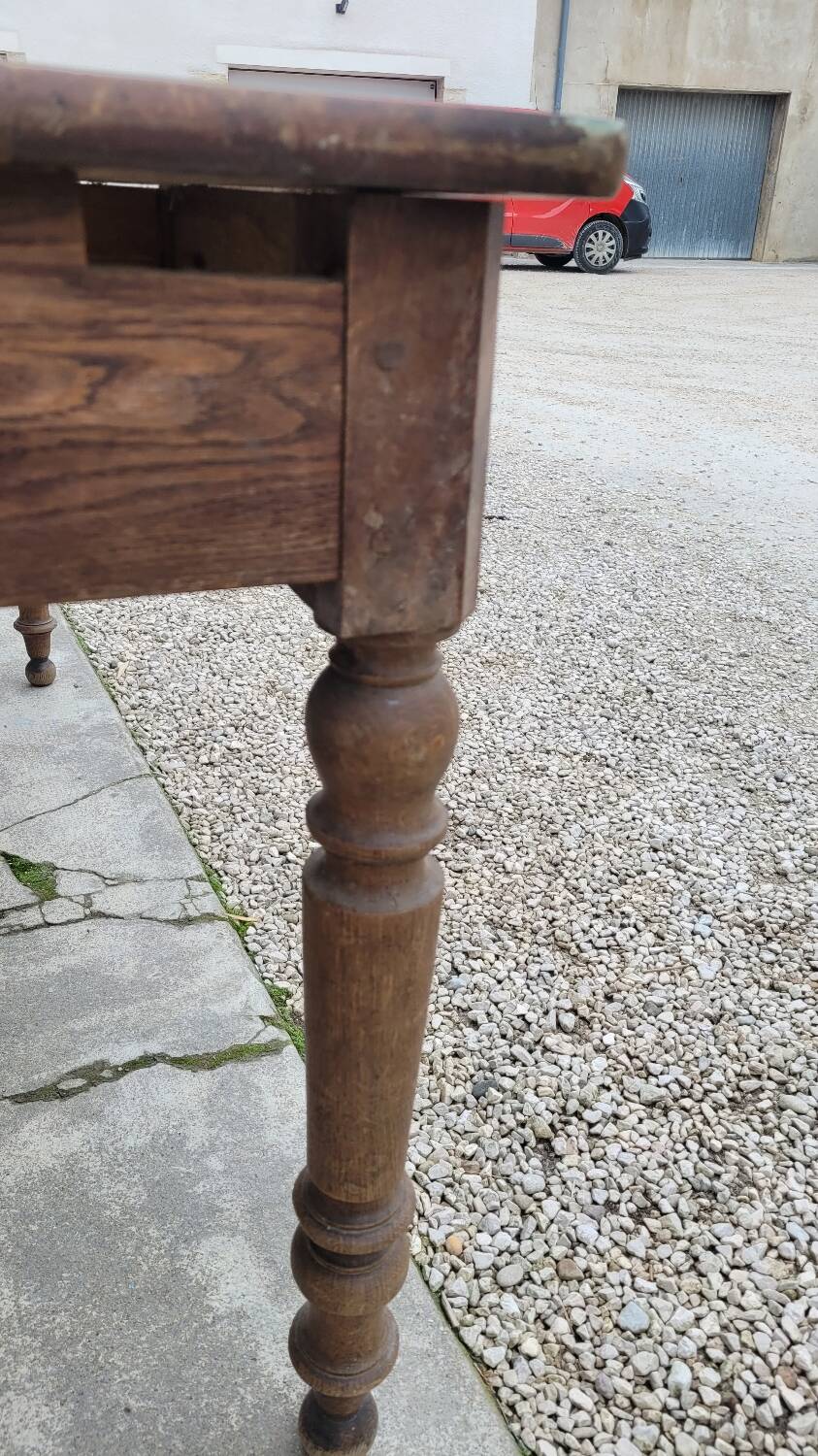 Rustic farm table in solid oak, Louis Philippe legs, 19th century - 1m40