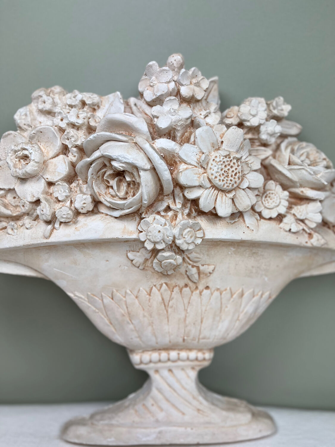 Sculpture "antique bouquet"