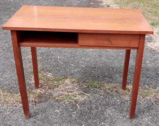Teak veneer desk, curved feet
