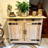 Parisian buffet in raw wood