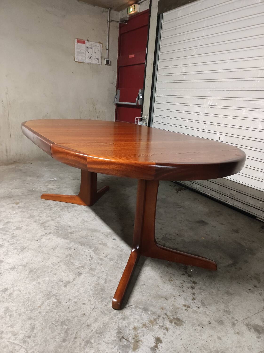 Table vintage Bauman