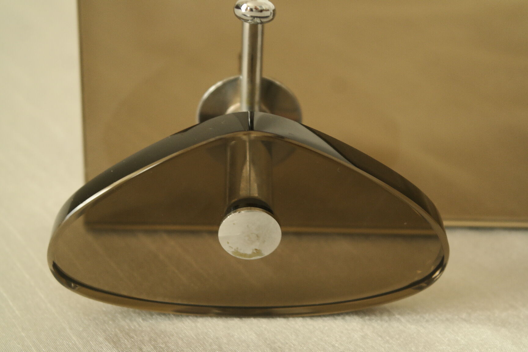 Patère en verre fumé marron années 70
