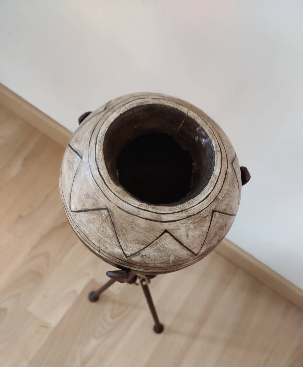 Vintage iron tripod plant holder candle holder