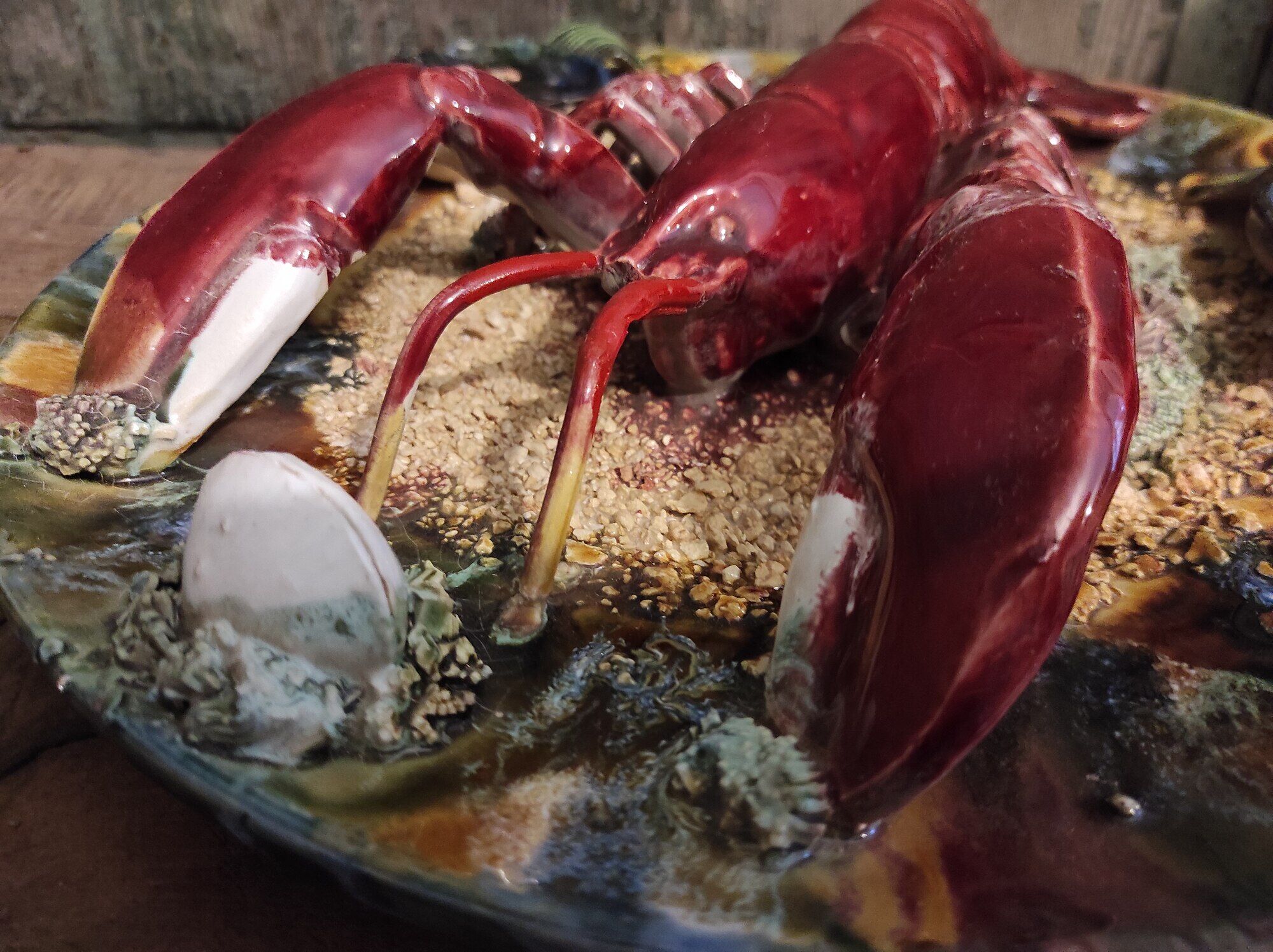Portuguese Palissy plate depicting a lobster, 19th century