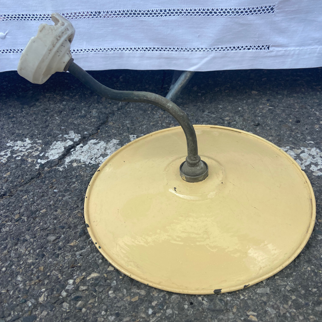 Wall lamp old enamelled tole eggshell style 1900