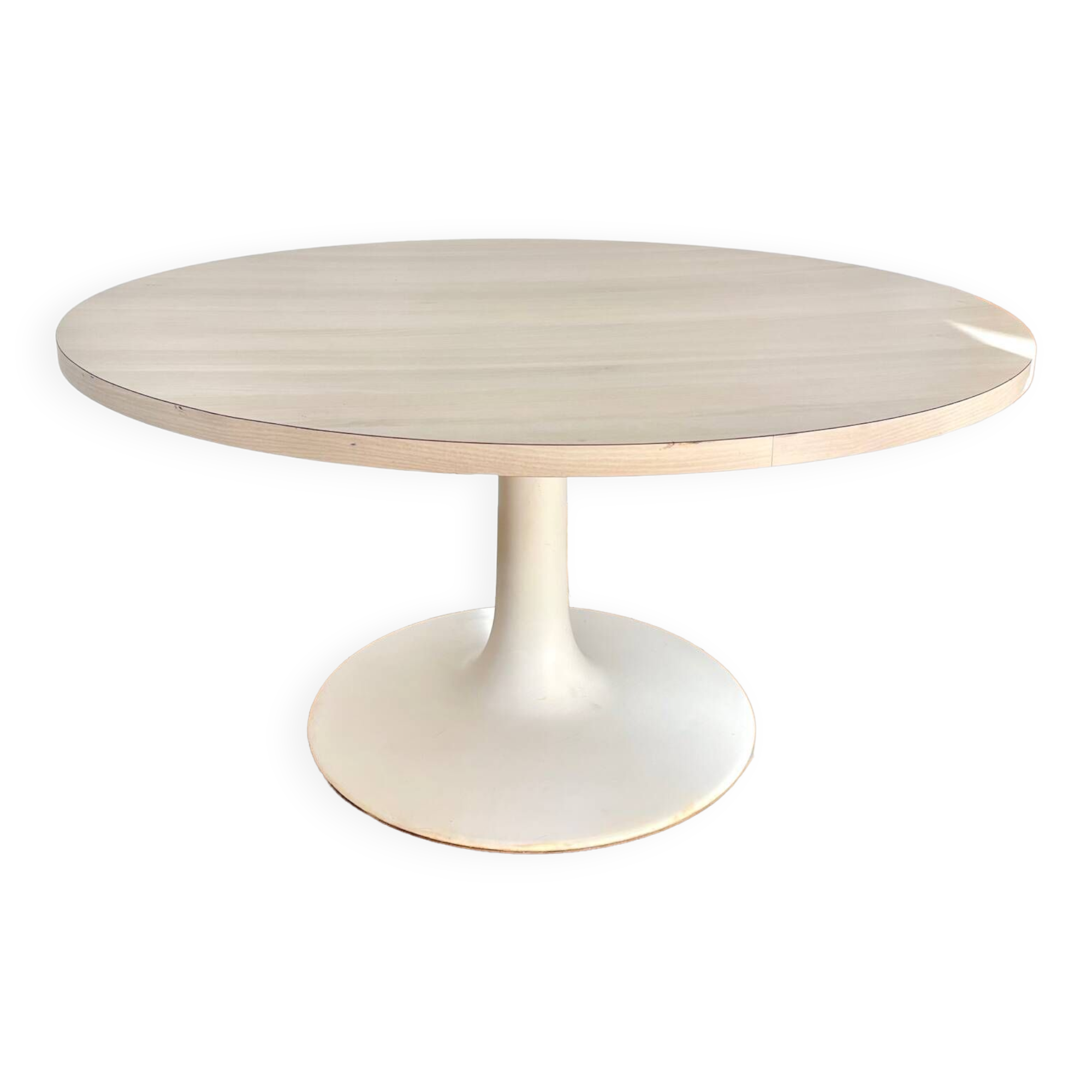 Adjustable tulip foot table