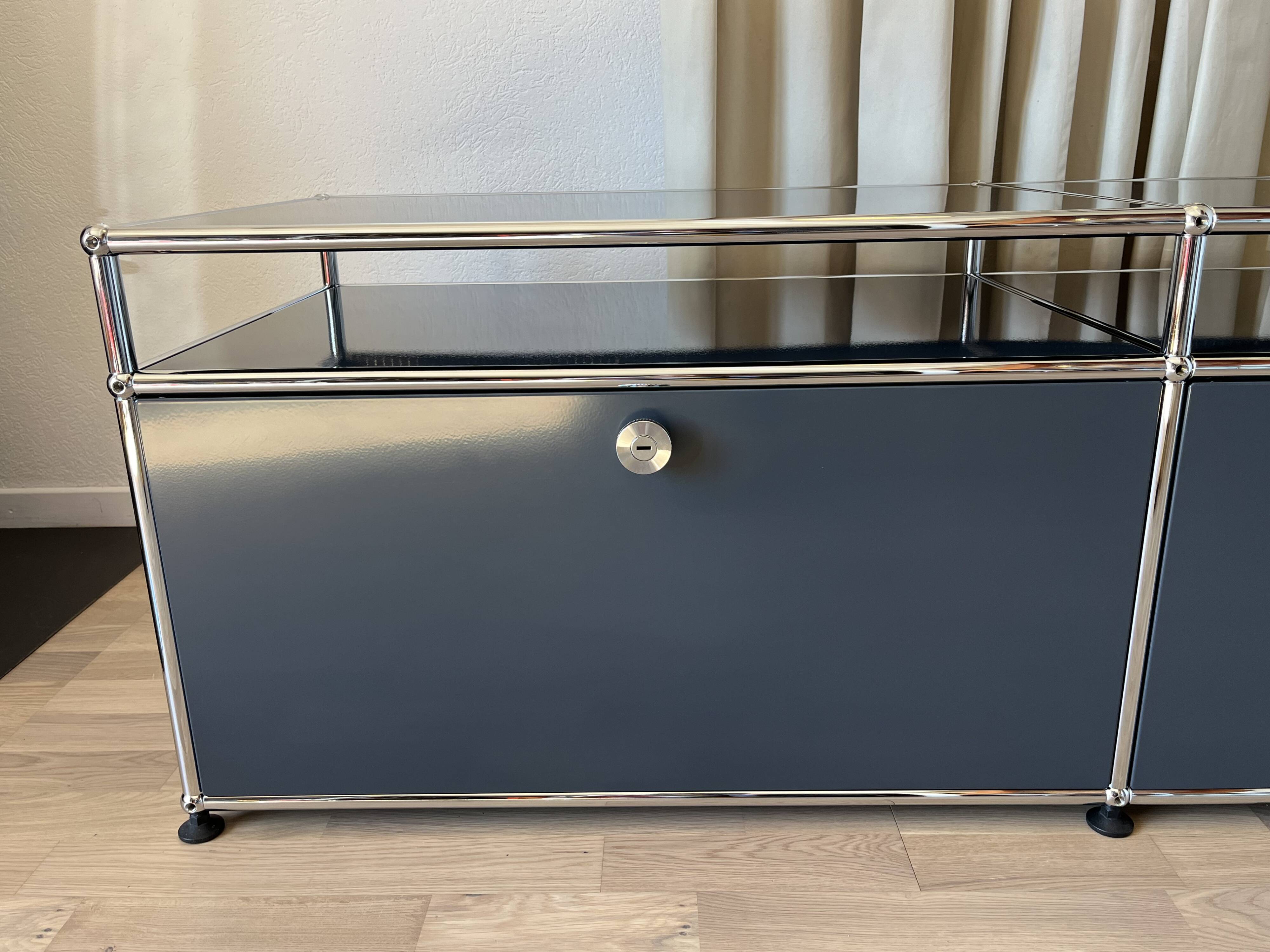 USM Haller TV cabinet in Anthracite Grey