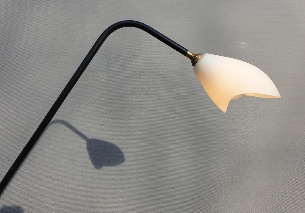 Tablet and white lampshade lamppost 1960