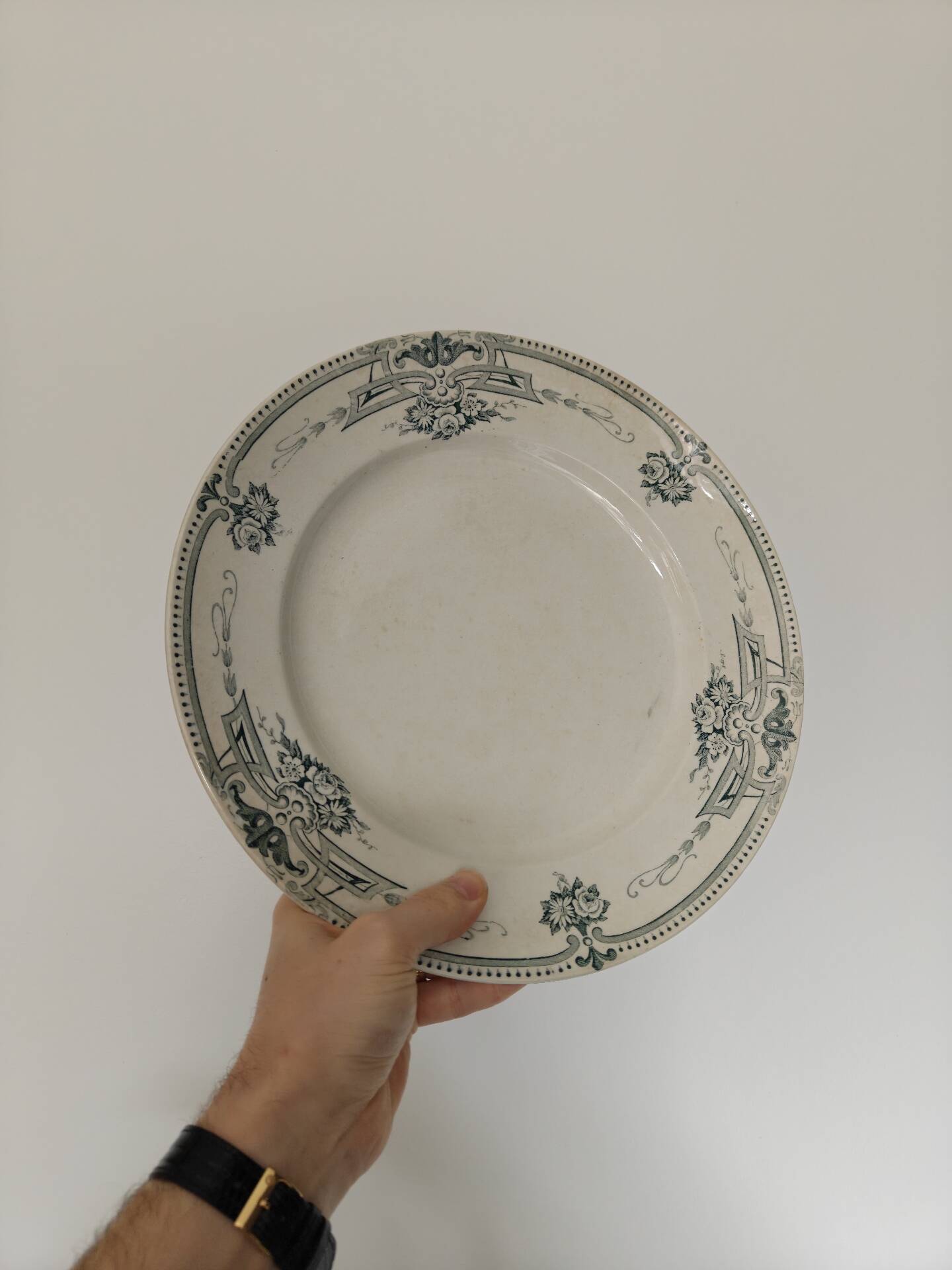 Serving dish