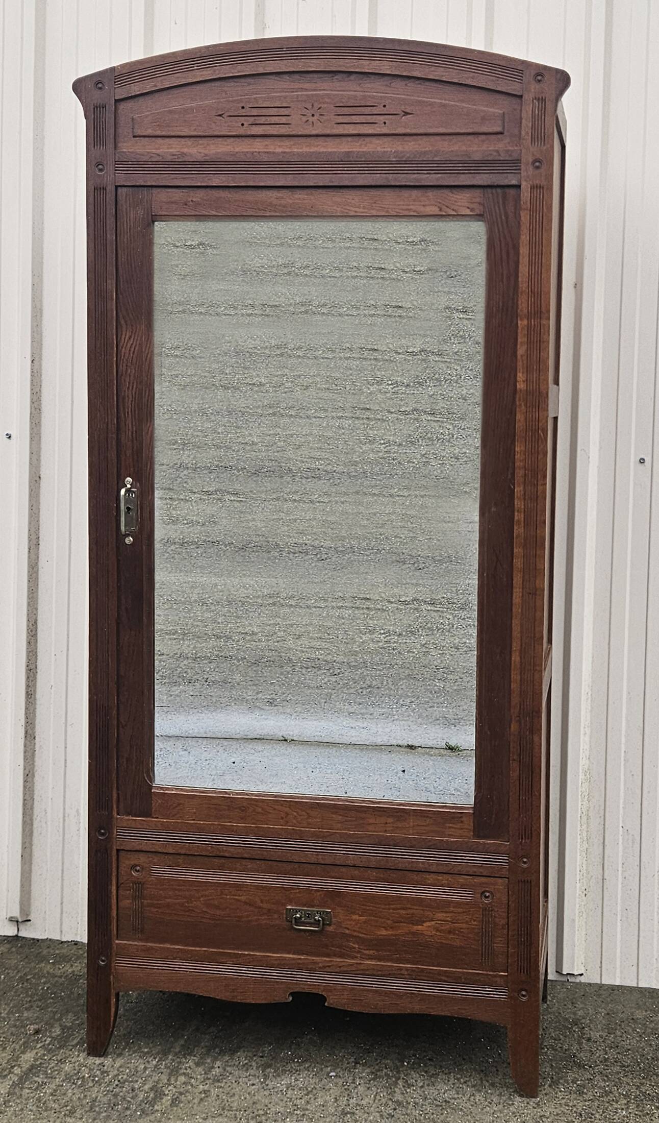 Wardrobe with 1 mirrored door and 1 drawer, 1930s