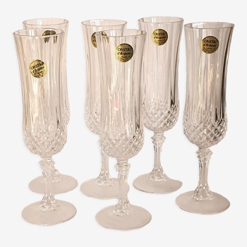 Champagne flutes in Arques crystal