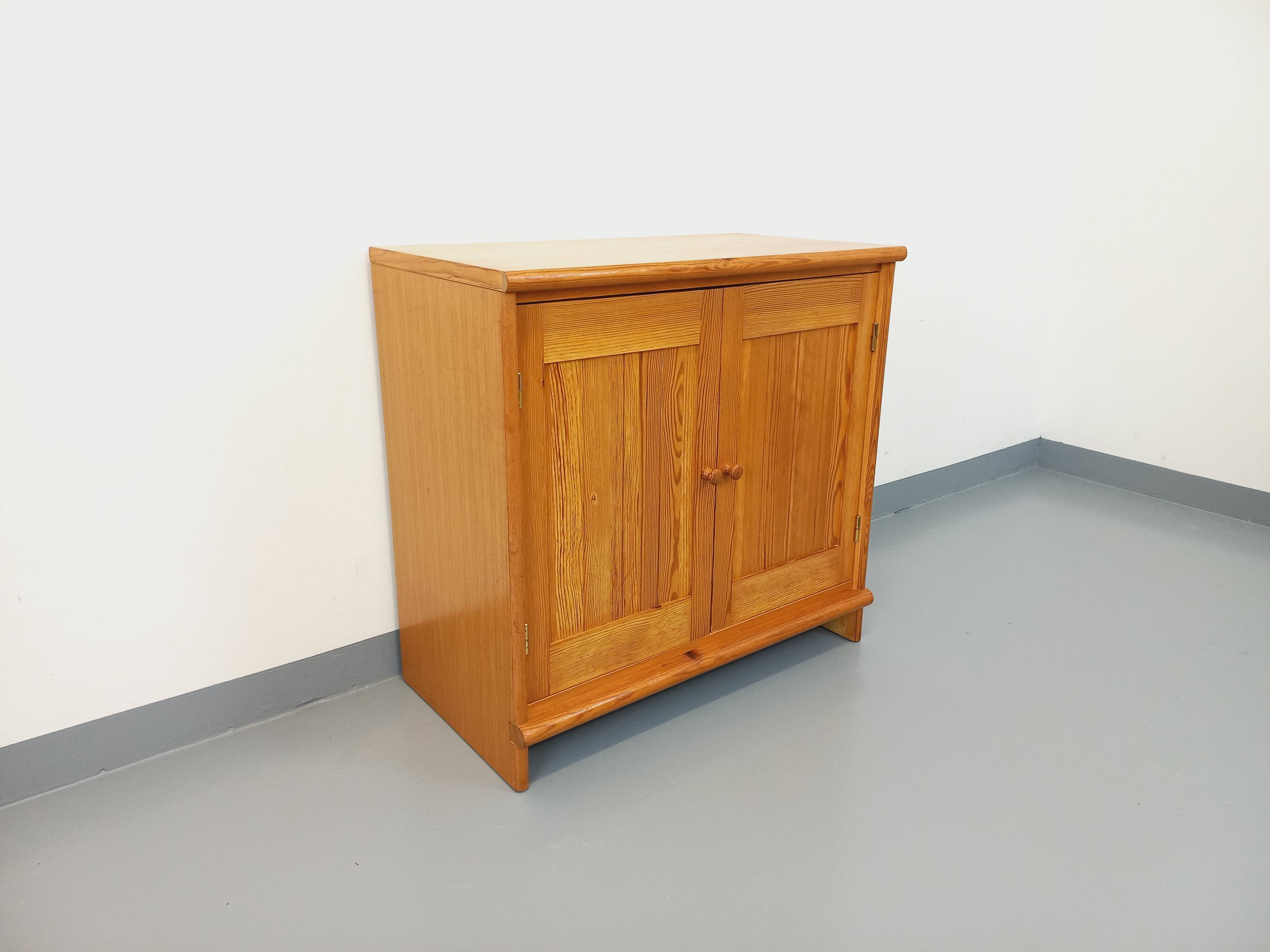 Vintage pine storage unit from the 60s 70s