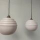 Paire de suspension en opaline