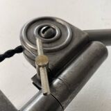 Ancienne lampe applique d’atelier bauhaus hala 122