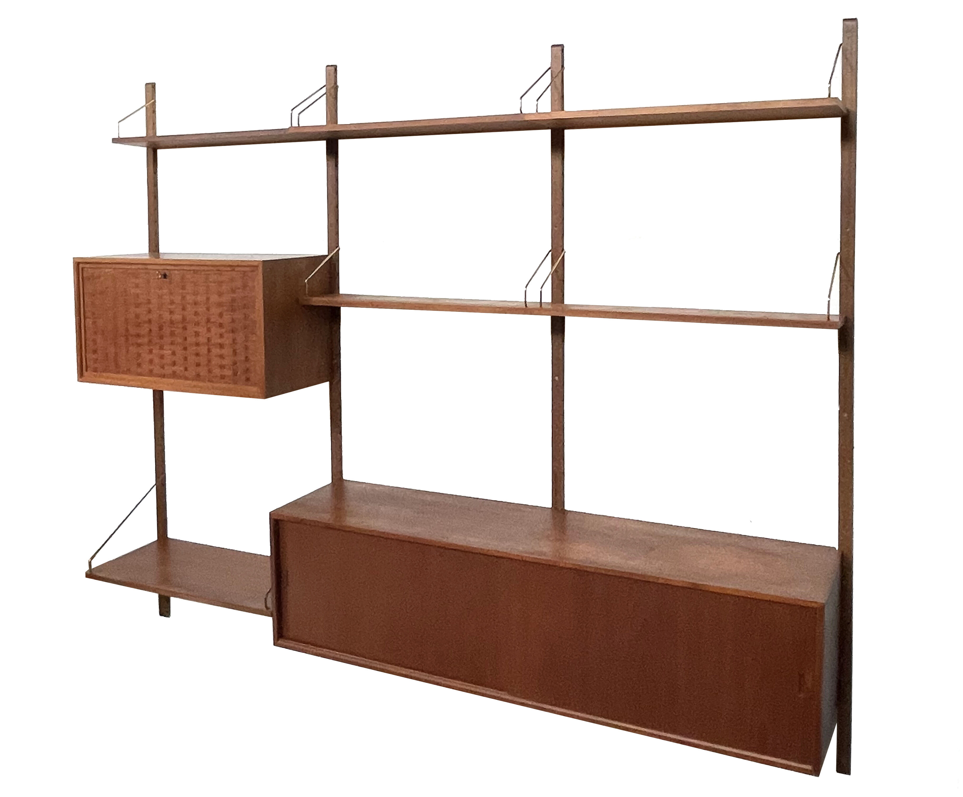 Vintage Poul Cadovius Royal System wall system wall unit