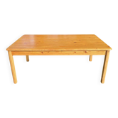 Rectangular coffee table in solid pine wood.