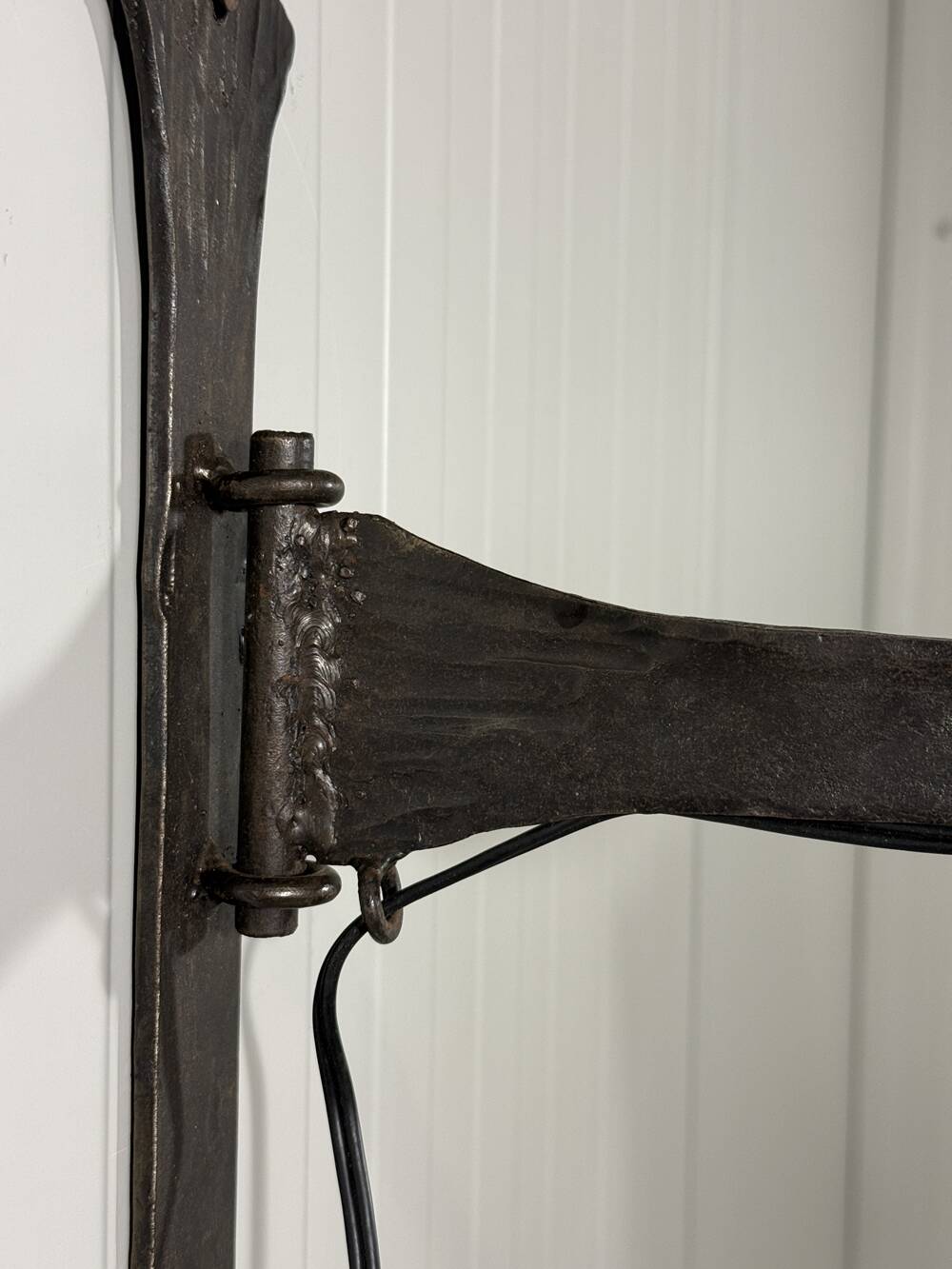 Brutalist wrought iron wall lamp 1970’s