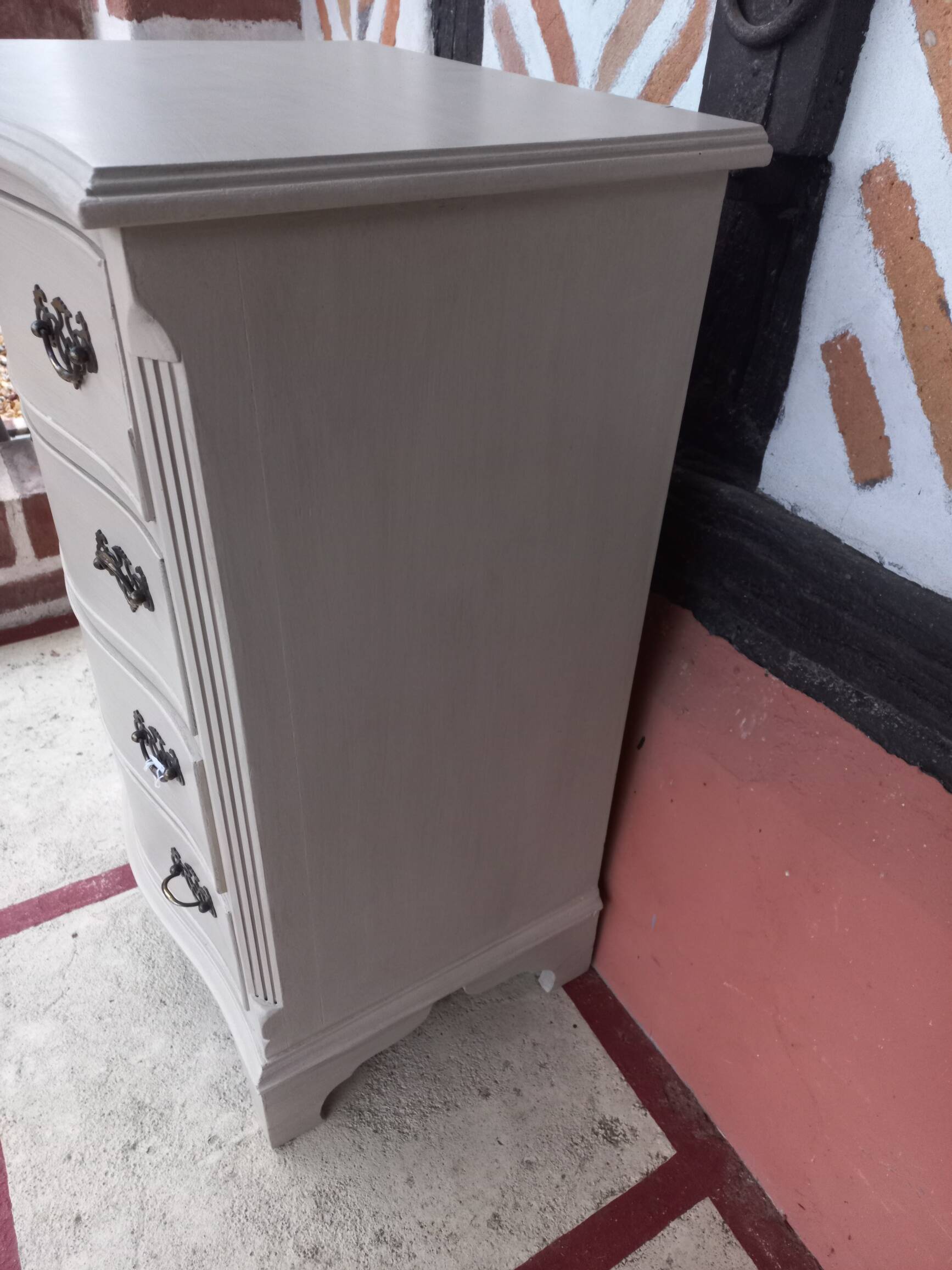 Petite commode anglaise patinée lin vieilli
