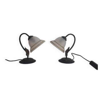 Paire de lampes en fer et verre satiné – Style florentin / Art nouveau