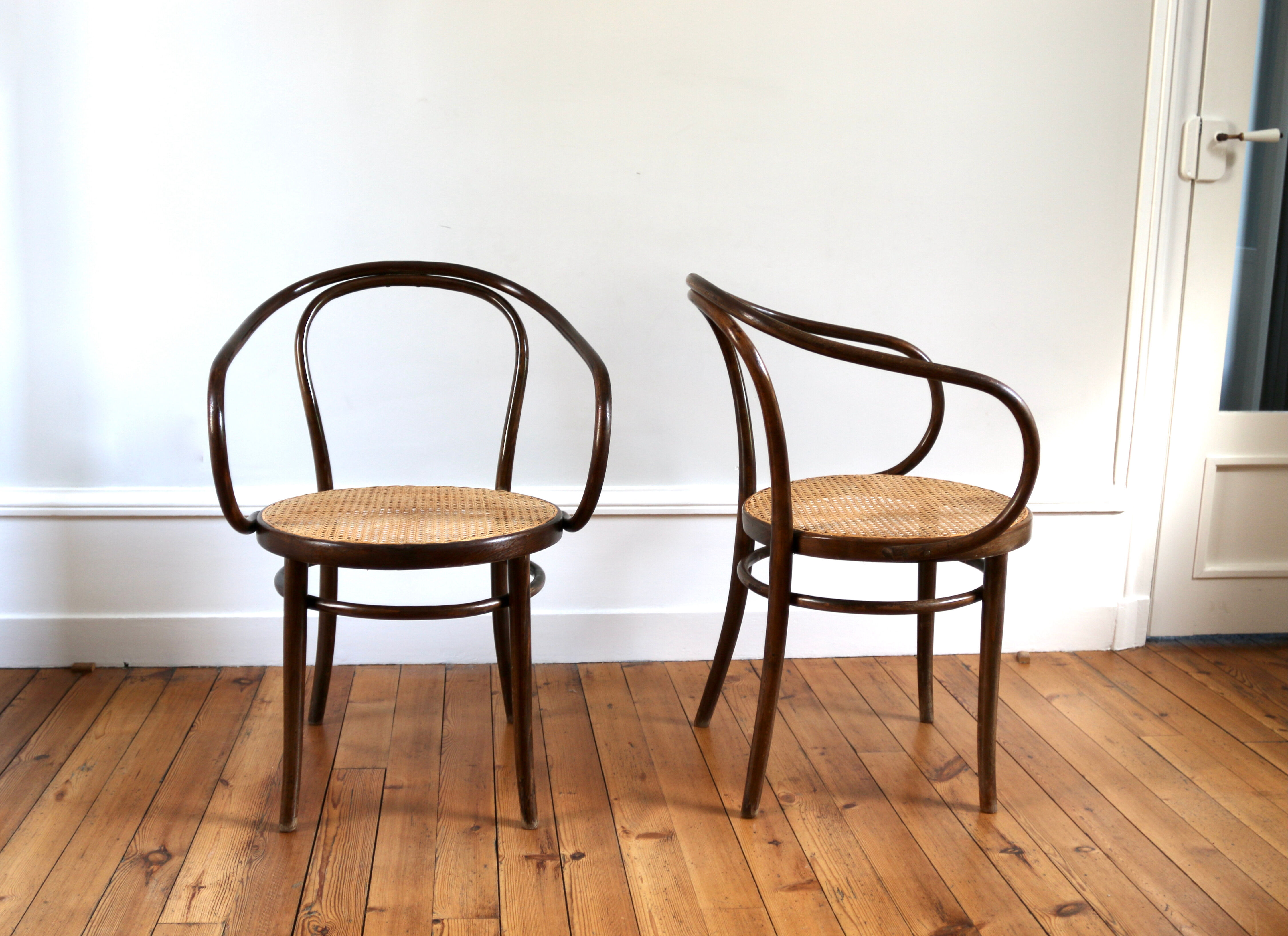 Pair of vintage armchairs Thonet 209 Le Corbusier Radomsko edition
