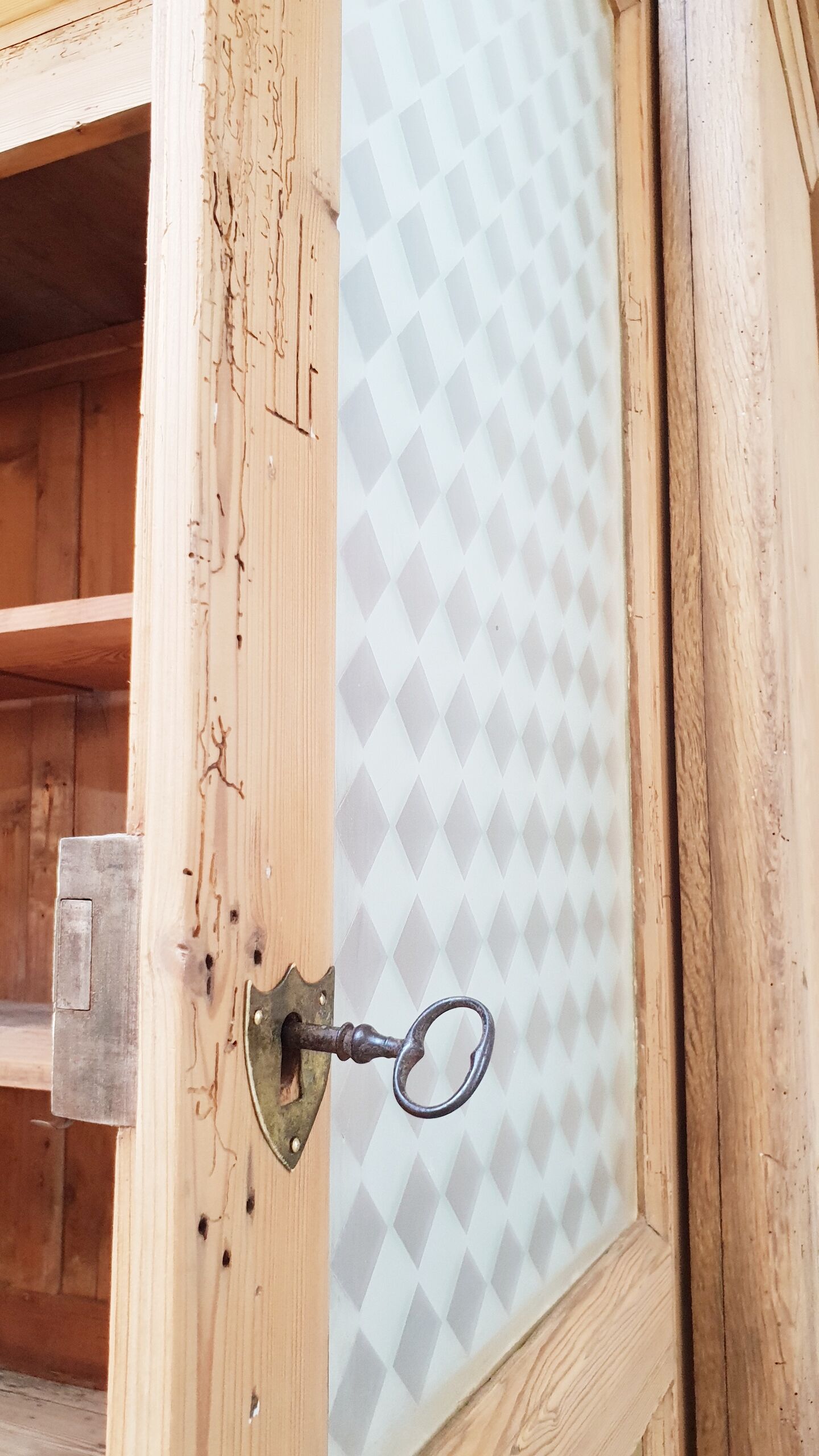 Vaisselier Ancien 2 corps