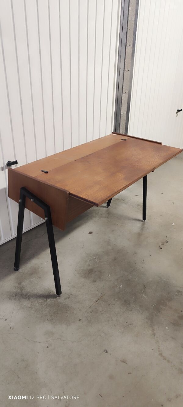 Console / Bureau d’appoint vintage – Ancien meuble à machine à tricote